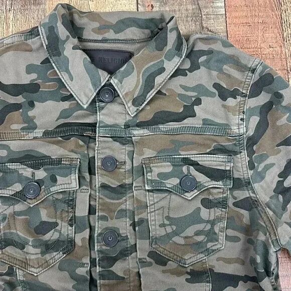 True Religion Camo Jacket Women’s Sz S - Picture 8 of 15